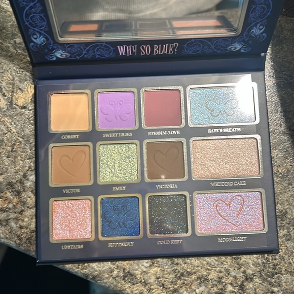 NWT Tim Burton's Corpse Bride x Beauty Creations"Why So Blue?" Multi-Use Palette - Picture 8 of 9